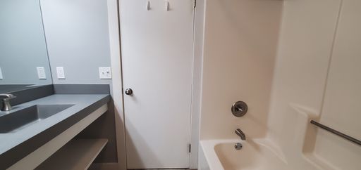 621 Riverine Dr , Unit# 101, Traverse City, MI 49684