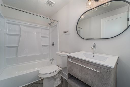 575 E Drayton, Ferndale, MI 48220