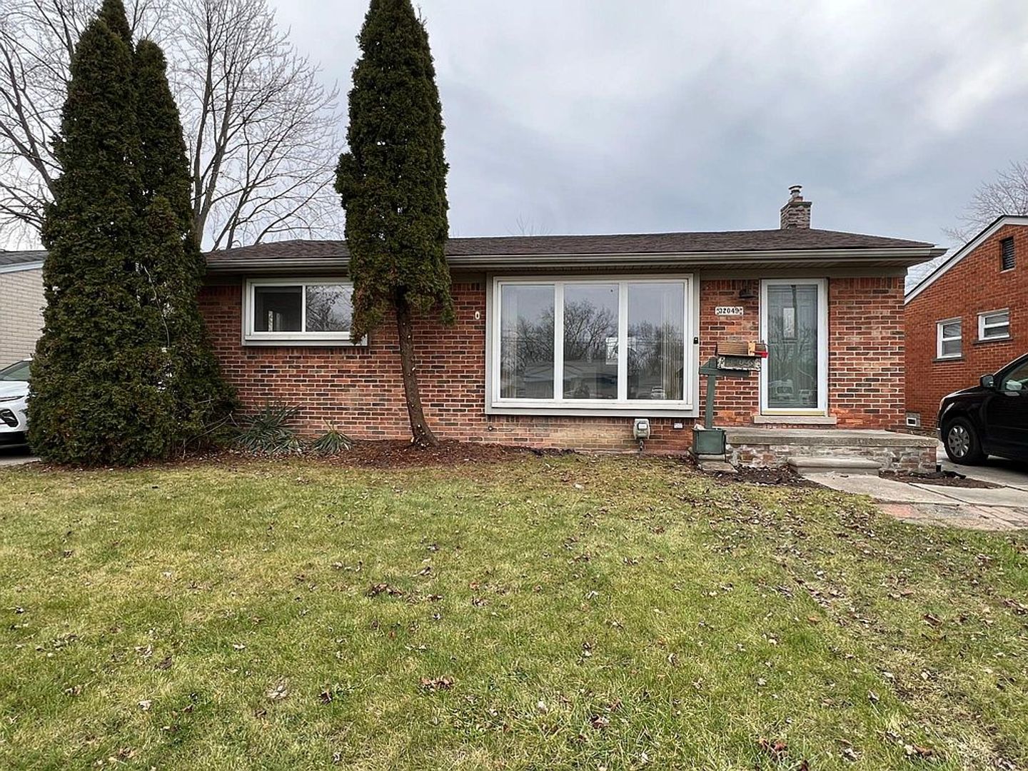 Westland House: 32049 Joy Rd