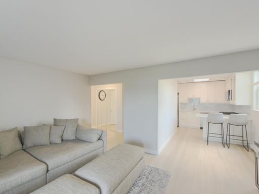 1603 Cass Lake Rd #D Unit, Keego Harbor, MI 48320