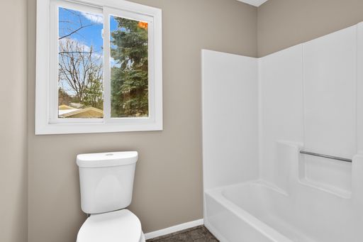 3463 Blackwood Dr, Traverse City, MI 49686