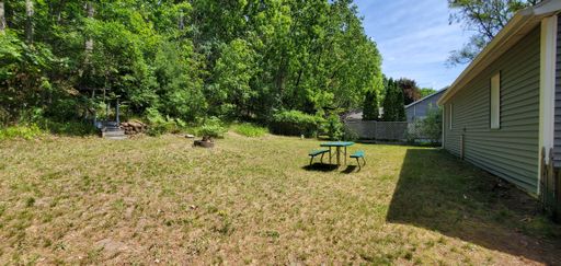 6260 Cedarmere (Unicorn House), Traverse City, MI 49686