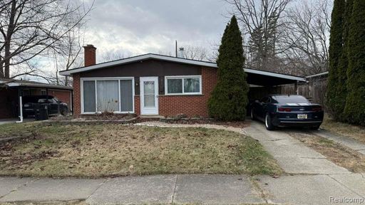 7457 Harrison St, Westland, MI 48185