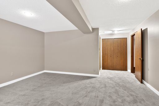 3463 Blackwood Dr, Traverse City, MI 49686