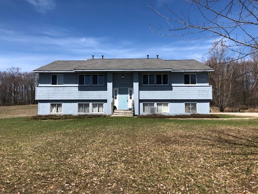 3359 Mahoney Dr - 3359 Mahoney Dr, Traverse City, MI 49696