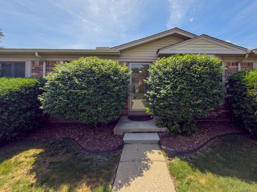 11575 Lynhurst Drive, Washington, MI 48094