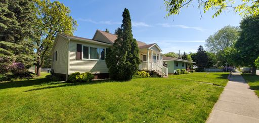 210 W. 16th Street, Traverse City, MI 49684