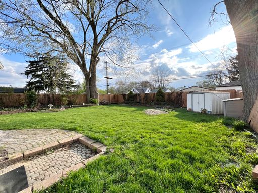 7531 N Inkster Rd, Westland, MI 48185