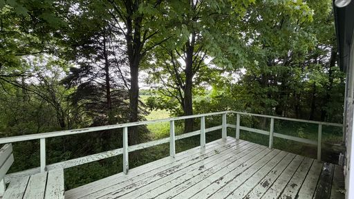 13497 Center Rd, Traverse City, MI 49686