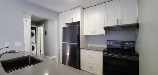 621 Riverine Dr , Unit# 101, Traverse City, MI 49684