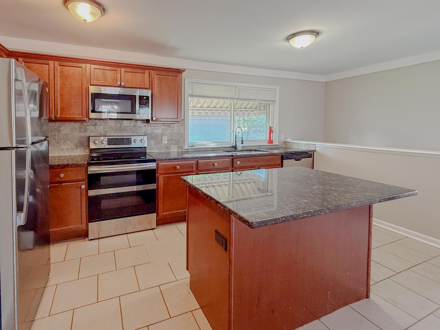 34227 Florence St 4 of 12