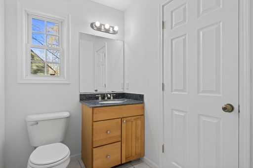 5816 SW Bay Shore Dr, Suttons Bay, MI 49682