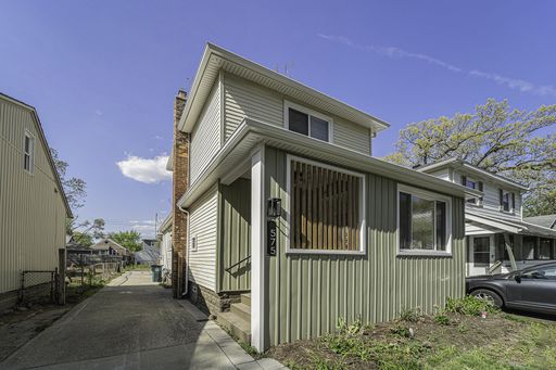 575 E Drayton, Ferndale, MI 48220