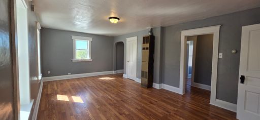 430 E Bremer , #2, Cadillac, MI 49690