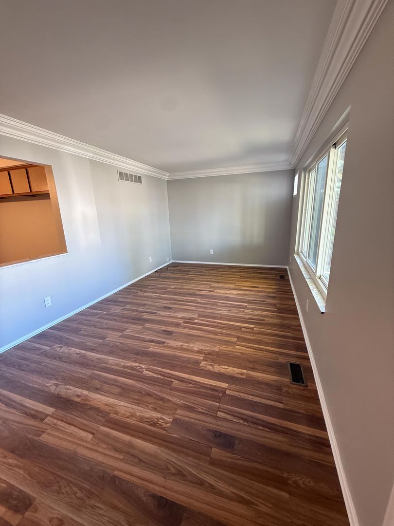 931 3rd Street 4 of 12