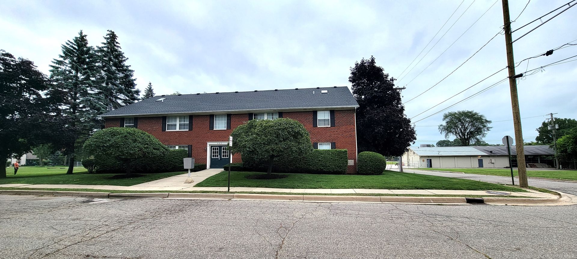 Romeo Apartment: 157 S. Bailey Street