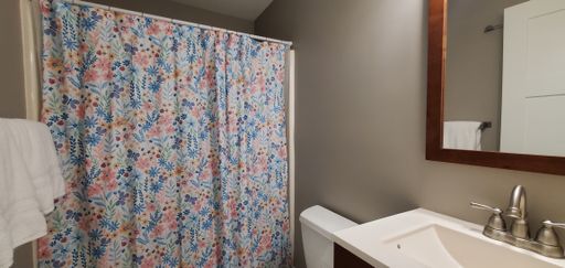 6260 Cedarmere (Unicorn House), Traverse City, MI 49686