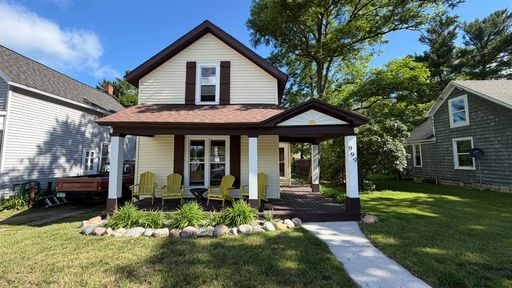 999 E Front St, Traverse City, MI 49686