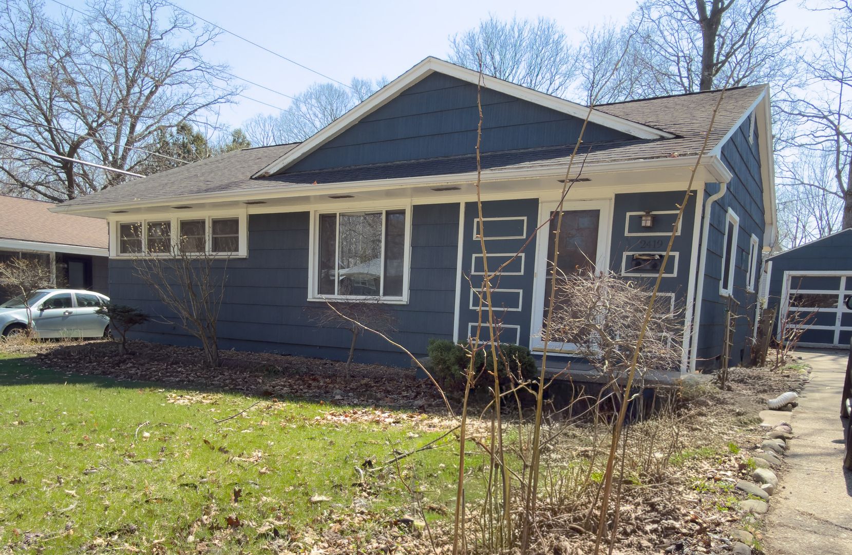 Ann Arbor House: 2419 Walter Drive