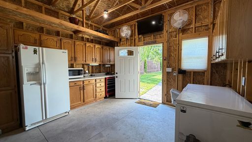 999 E Front St, Traverse City, MI 49686