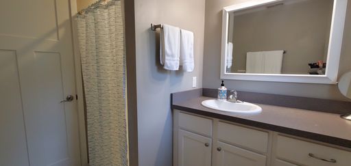 6260 Cedarmere (Unicorn House), Traverse City, MI 49686