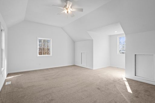 5816 SW Bay Shore Dr, Suttons Bay, MI 49682