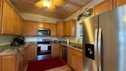 999 E Front St, Traverse City, MI 49686
