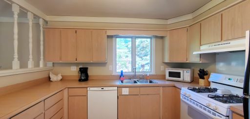 210 W. 16th Street, Traverse City, MI 49684