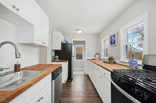 20801 Elroy, Warren, MI 48089