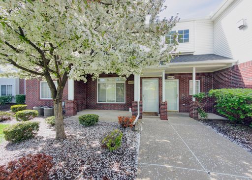 5637 Twin Oaks Drive, Sterling Heights, MI 48314