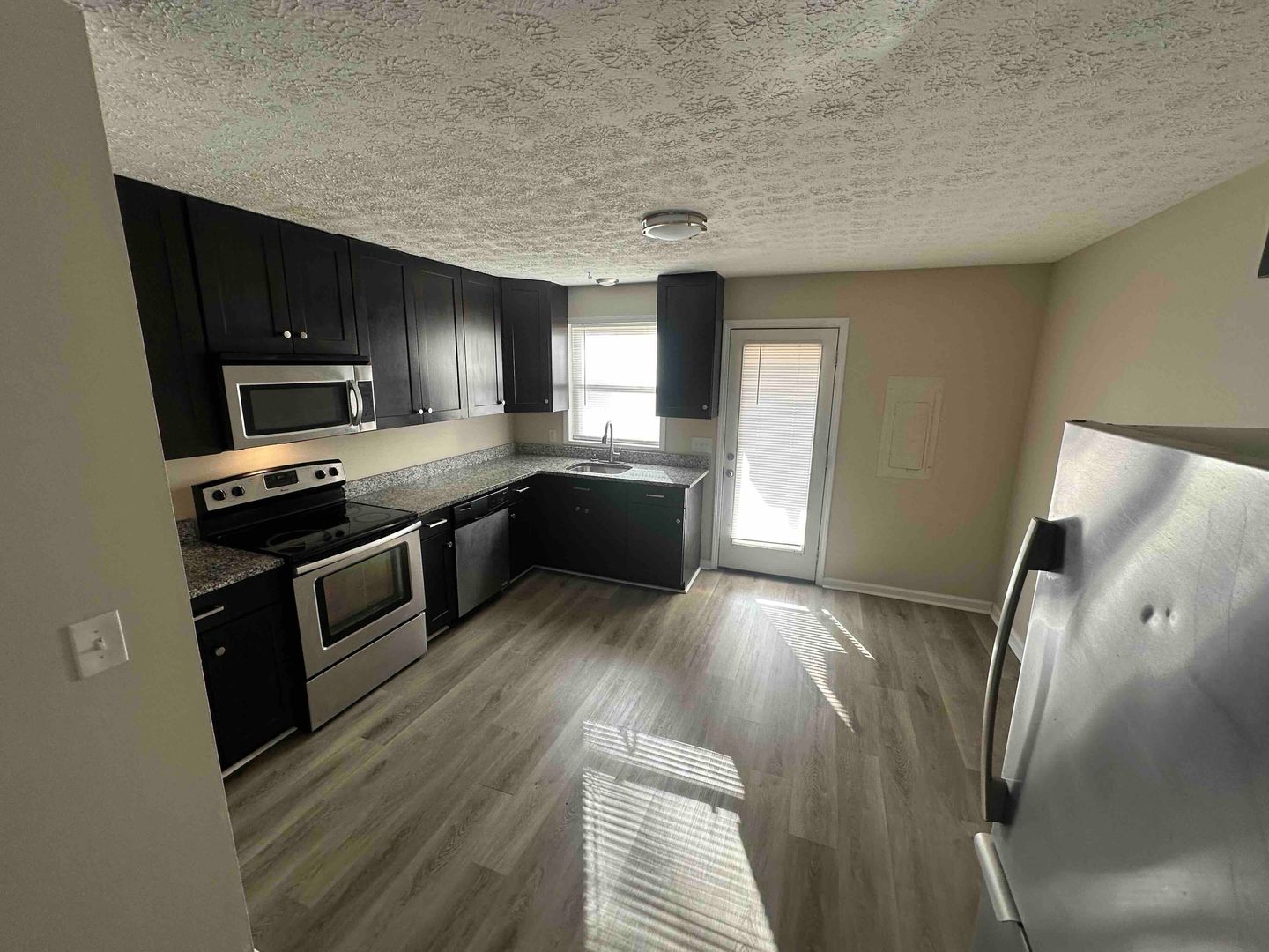 Winder Apartment: 291 Apperson Dr. # 1