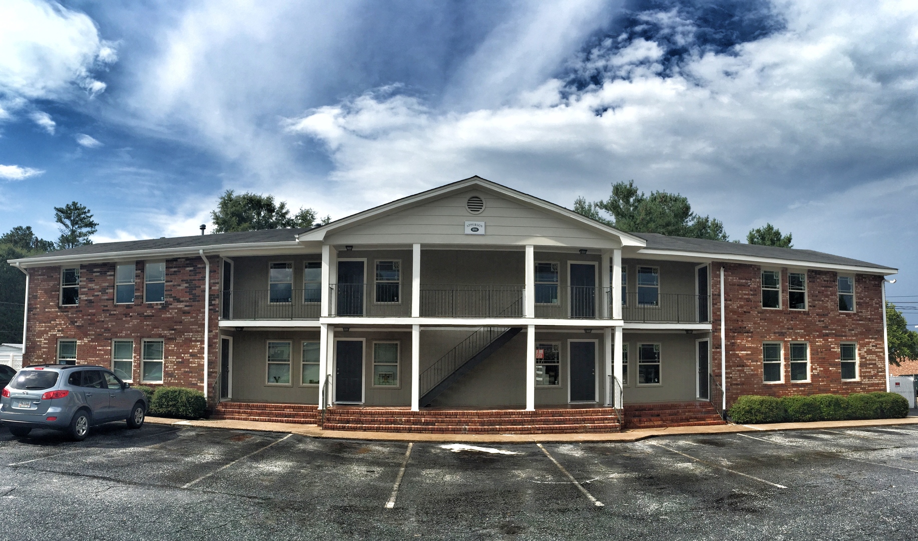 Winder Apartment: 291 Apperson Dr. # 1