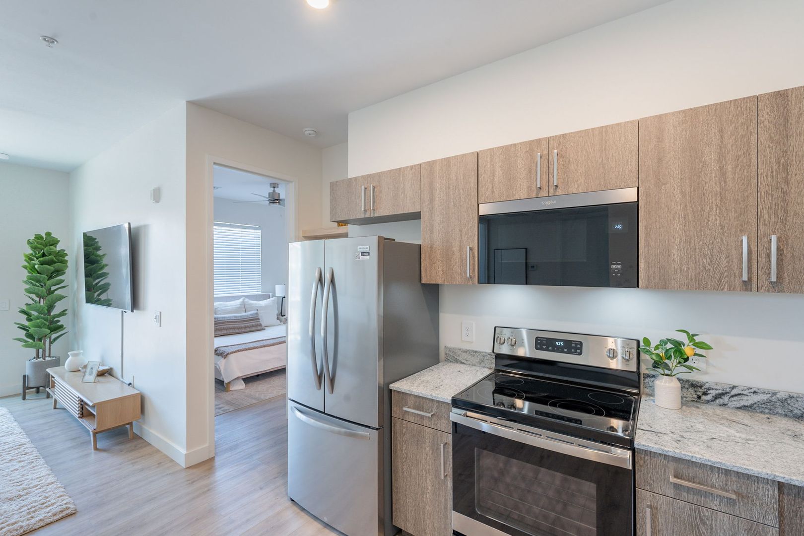Glendale Apartment: 4439 W Palmaire Ave