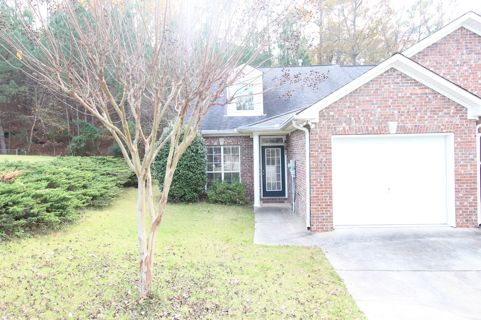 Birmingham House: 1561 Savannah Park
