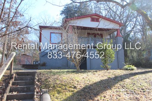 New On The Market! Charming 2 bedroom 1 bath – photo 1