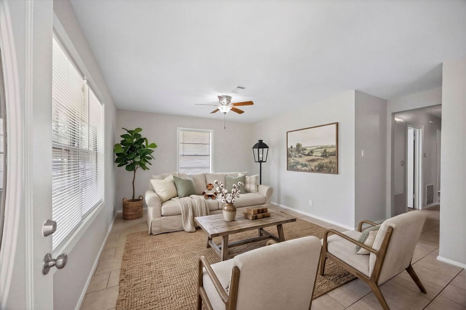 Houston House: 10214 Torrington Ln