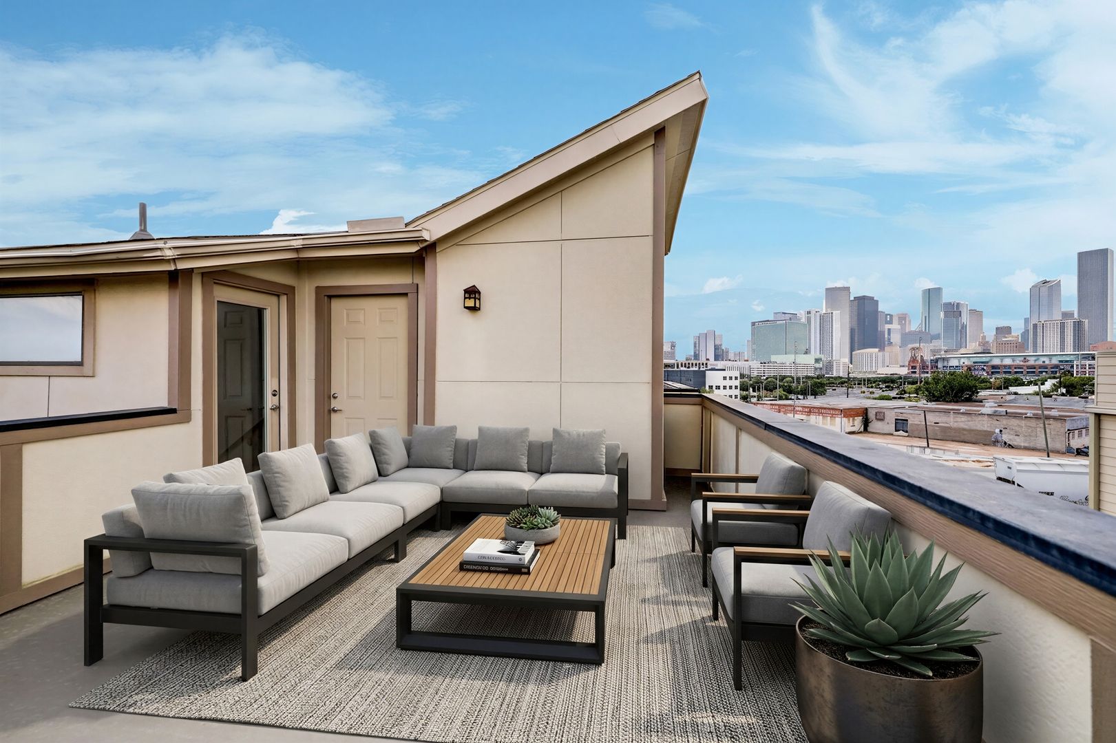 Houston House: 2364 Sperber Ln