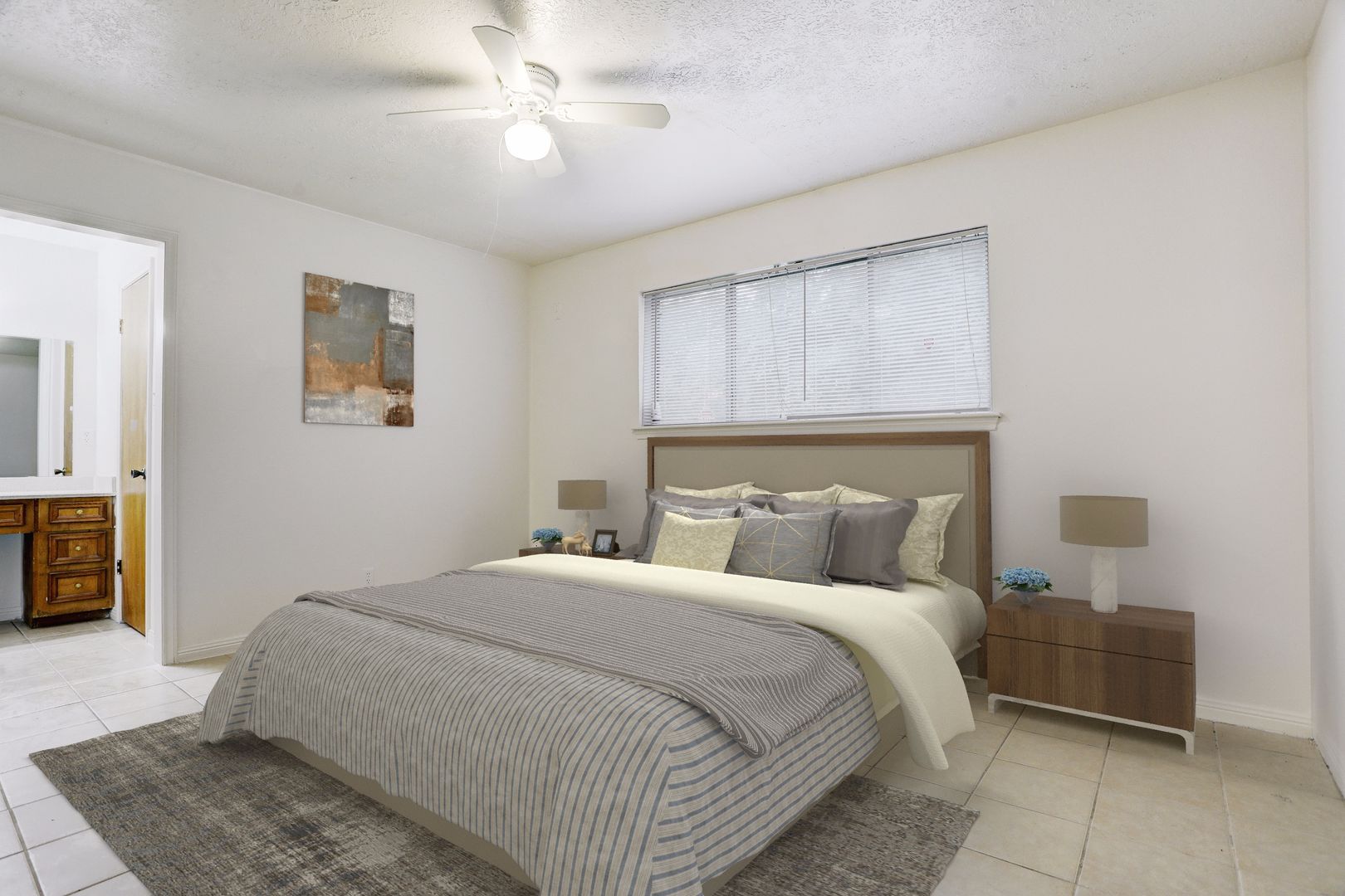 Pearland House: 2503 Washington St