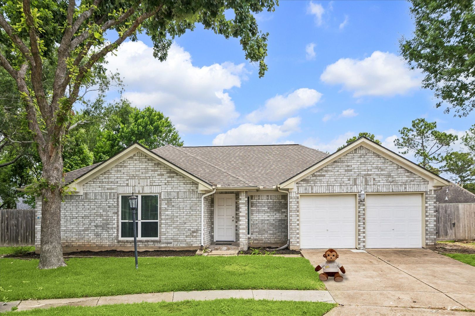 Sugar Land House: 2414 Chelston Ct