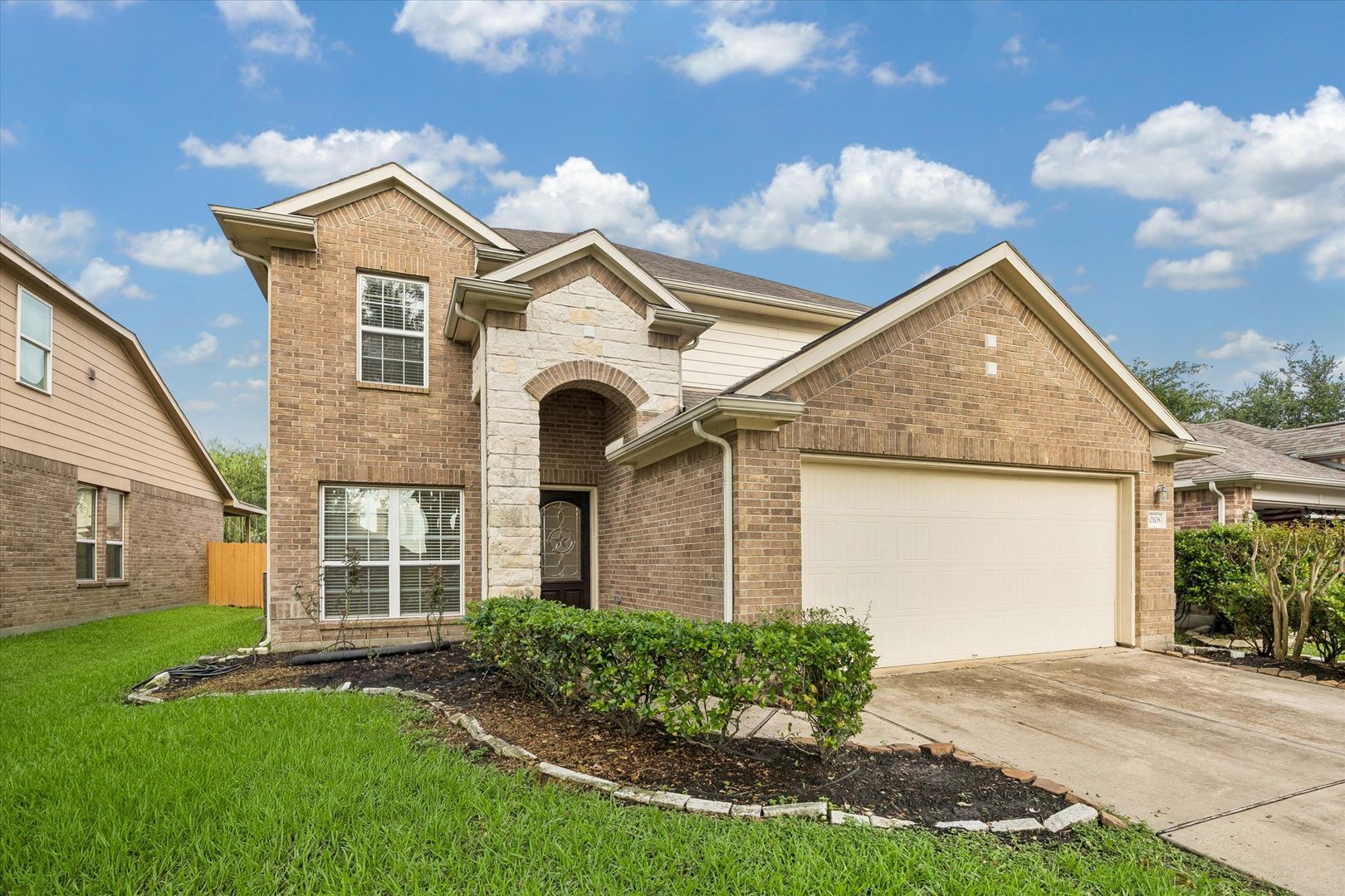 Brookshire House: 10108 Hidden Creek Falls Ln