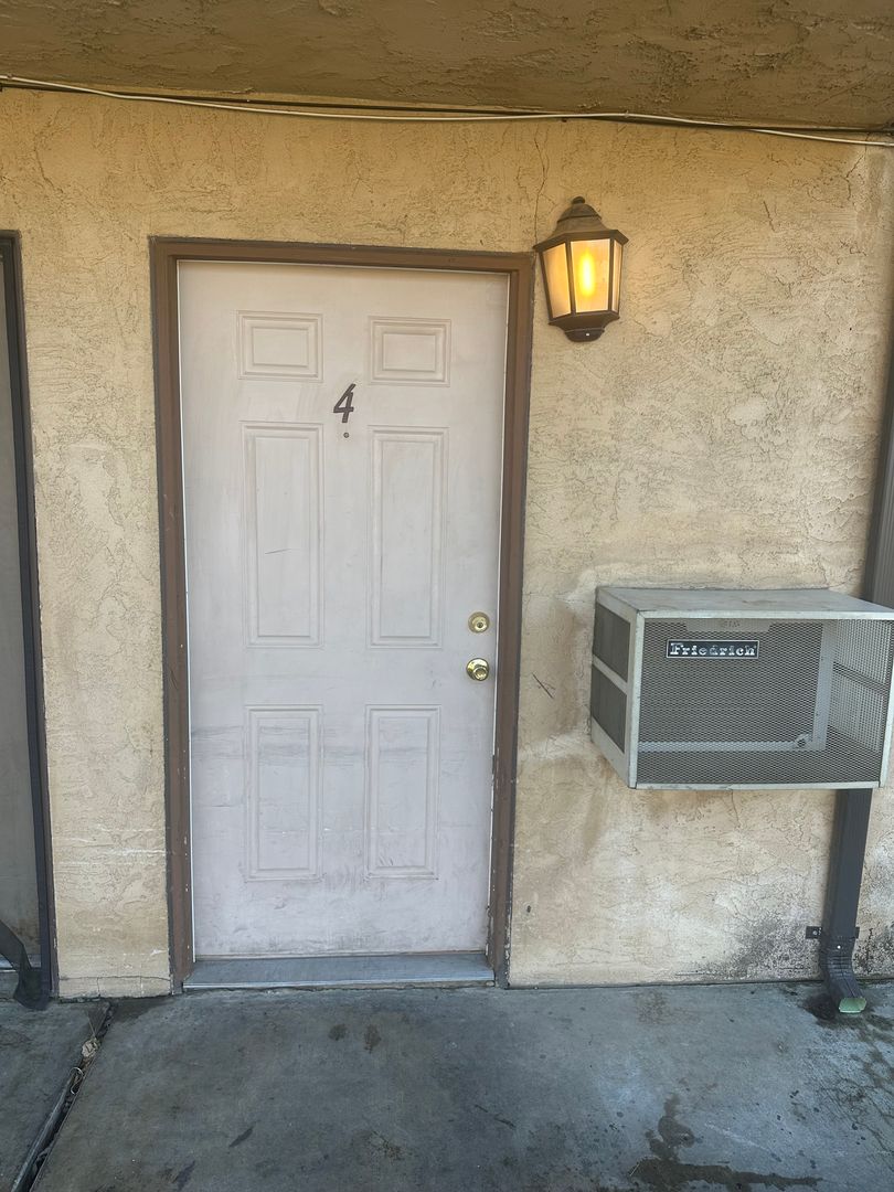 Merced Apartment: 1411 - 1441 Yosemite Parkway