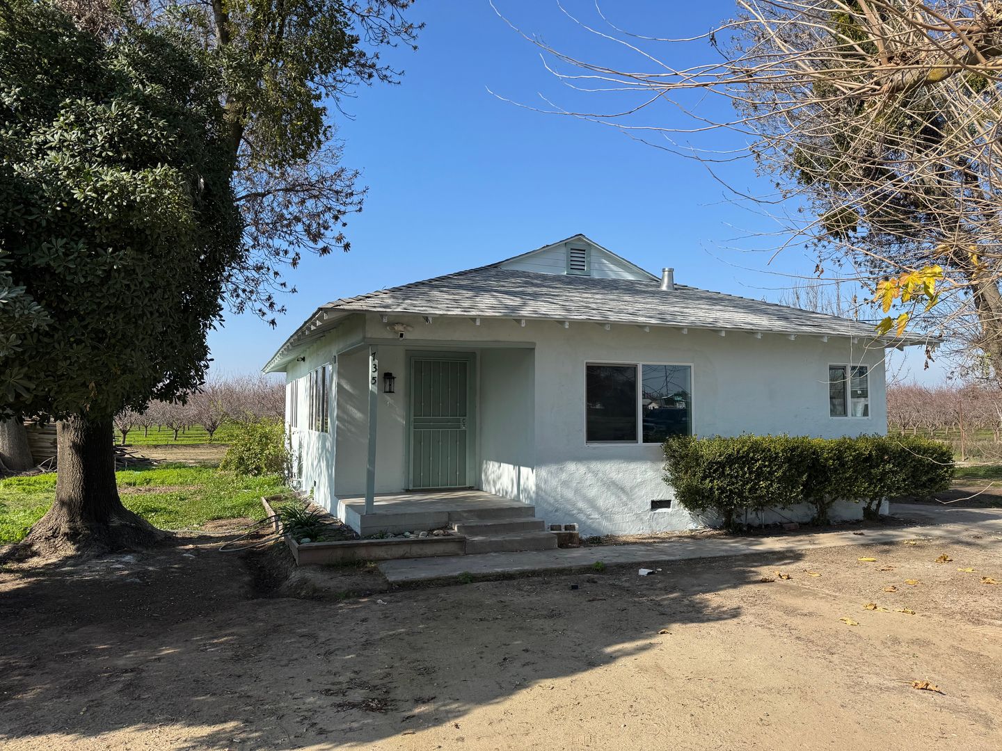 Merced House: 735 N. Buhach Rd.