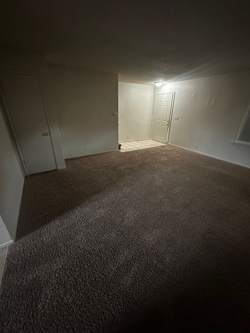 Merced Apartment: 155-161 W. 19th Street