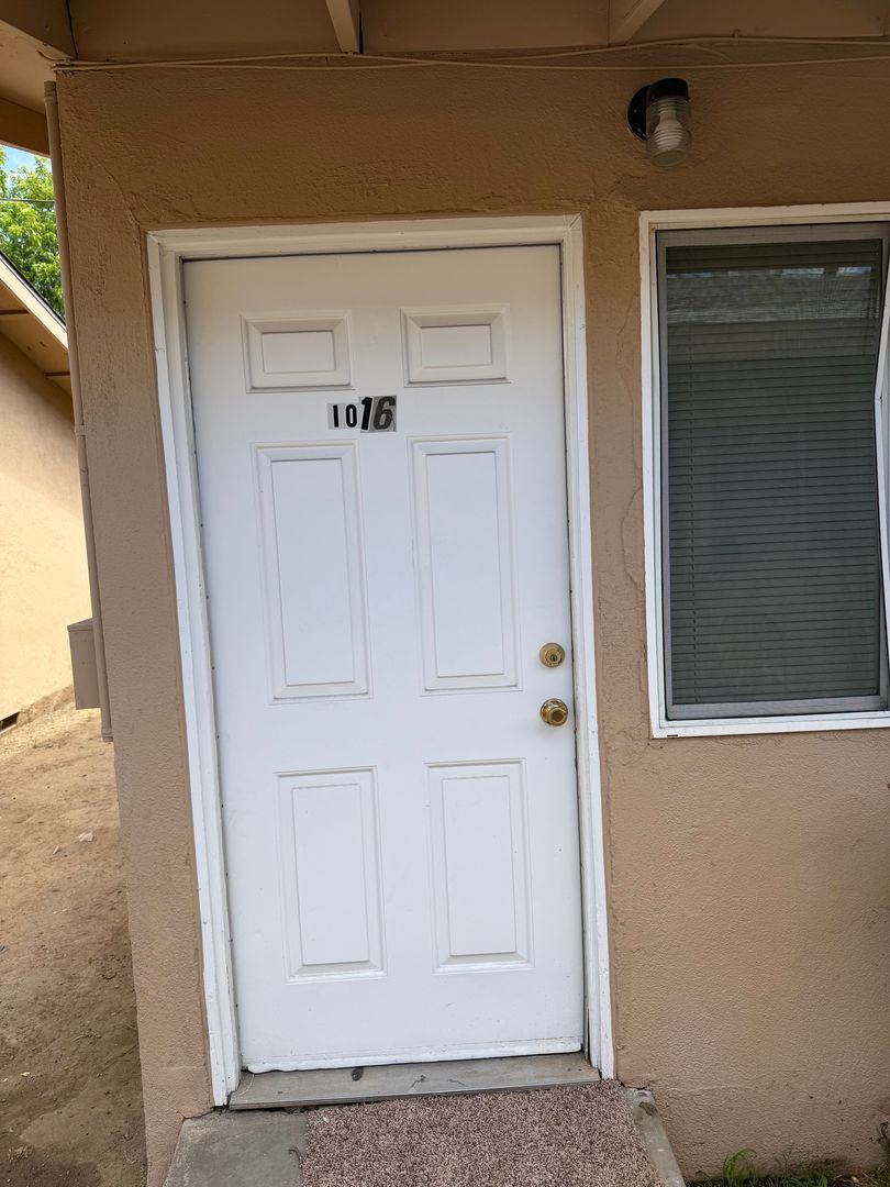 Merced Apartment: 1002-1018  K Street