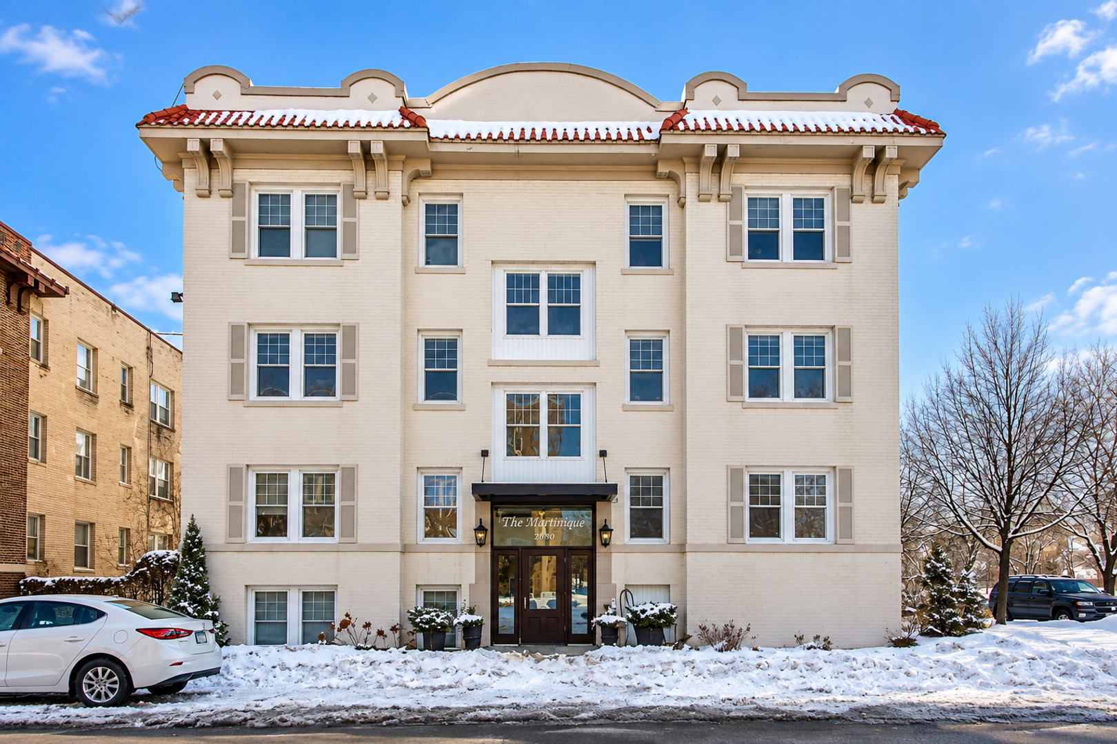 Minneapolis Apartment: 2880 James Avenue S