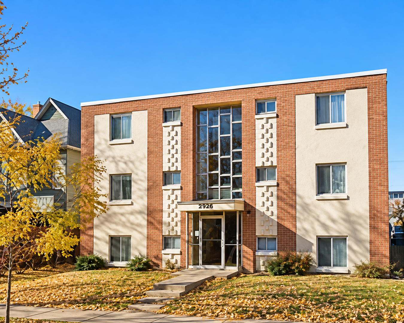 Minneapolis Apartment: 2926 Harriet Ave S