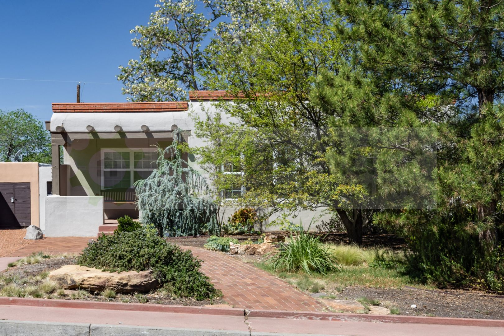 Albuquerque House: 411 Wellesley Dr. SE - Unit A