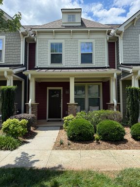 604 Springbank Alley – photo 1