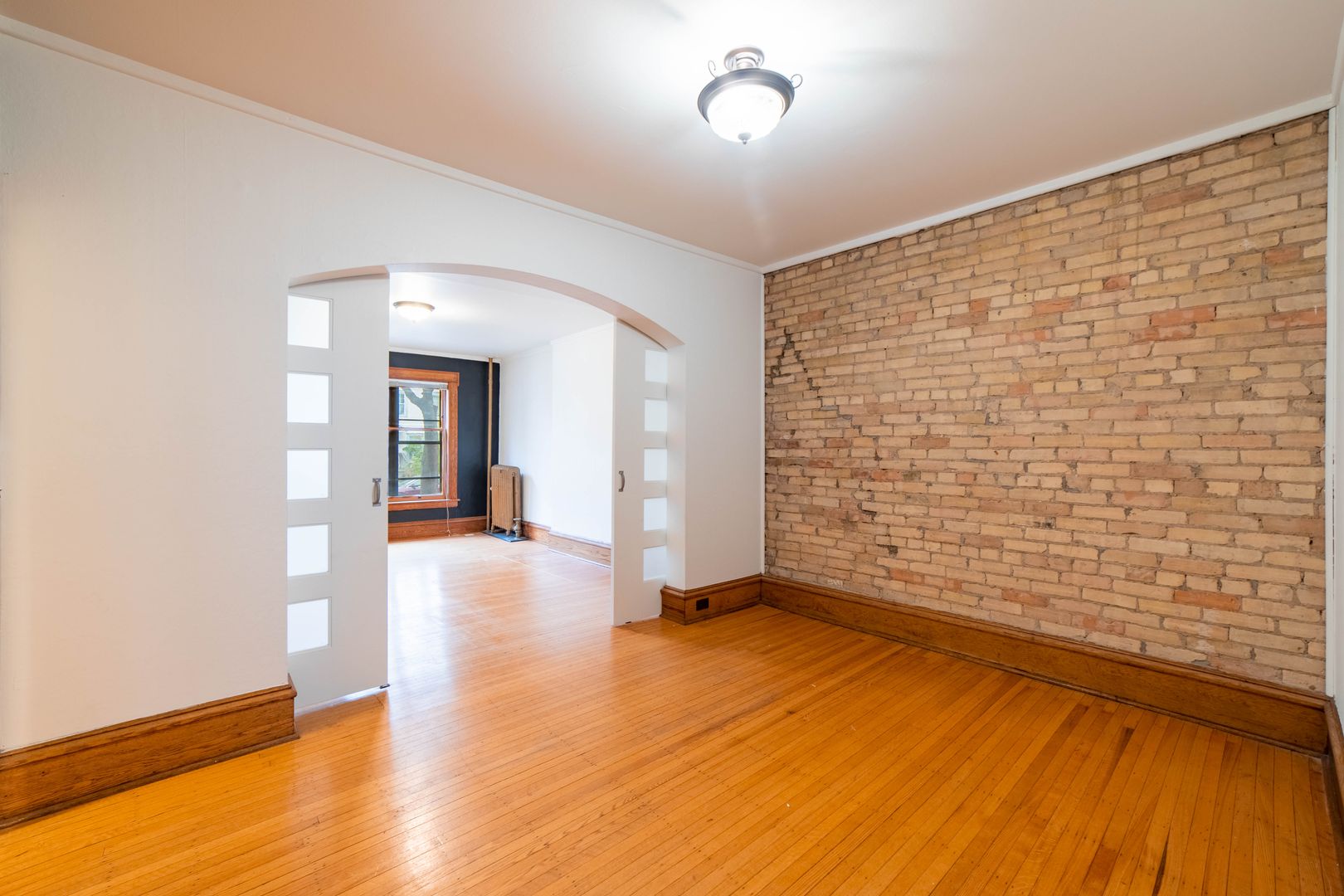 Minneapolis Apartment: 515 5th Ave. SE