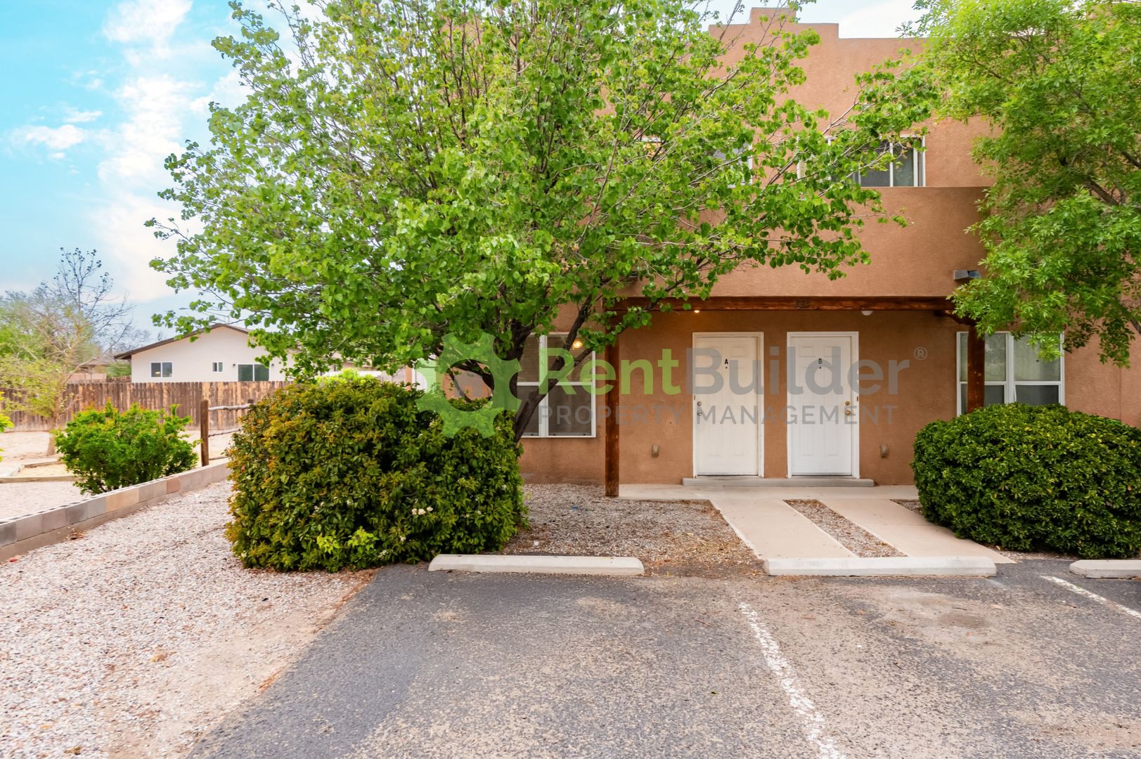Rio Rancho House: 325 Geraldine Loop A